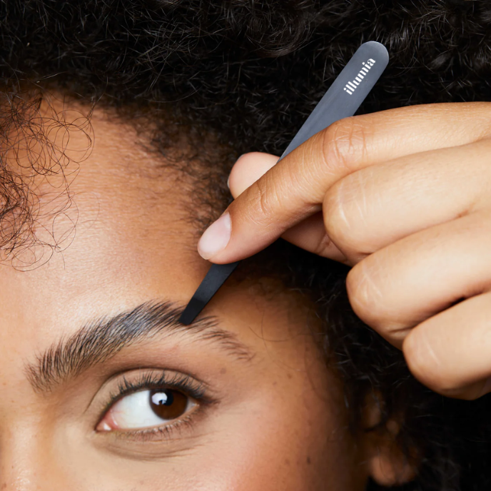 PINCE À SOURCILS
